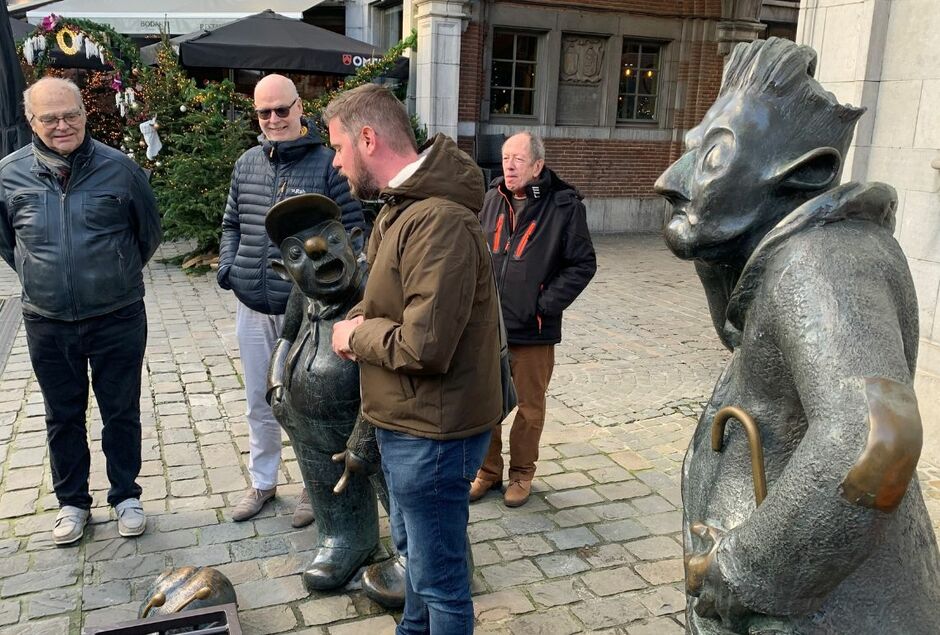  NAMUR COMME VOUS NE L'AVEZ JAMAIS BUE! UN VOYAGE ENTRE BIERES ET METS